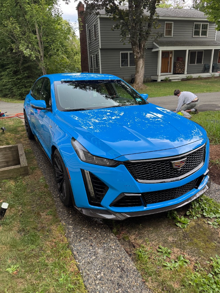 Cadillac CT5-V exterior